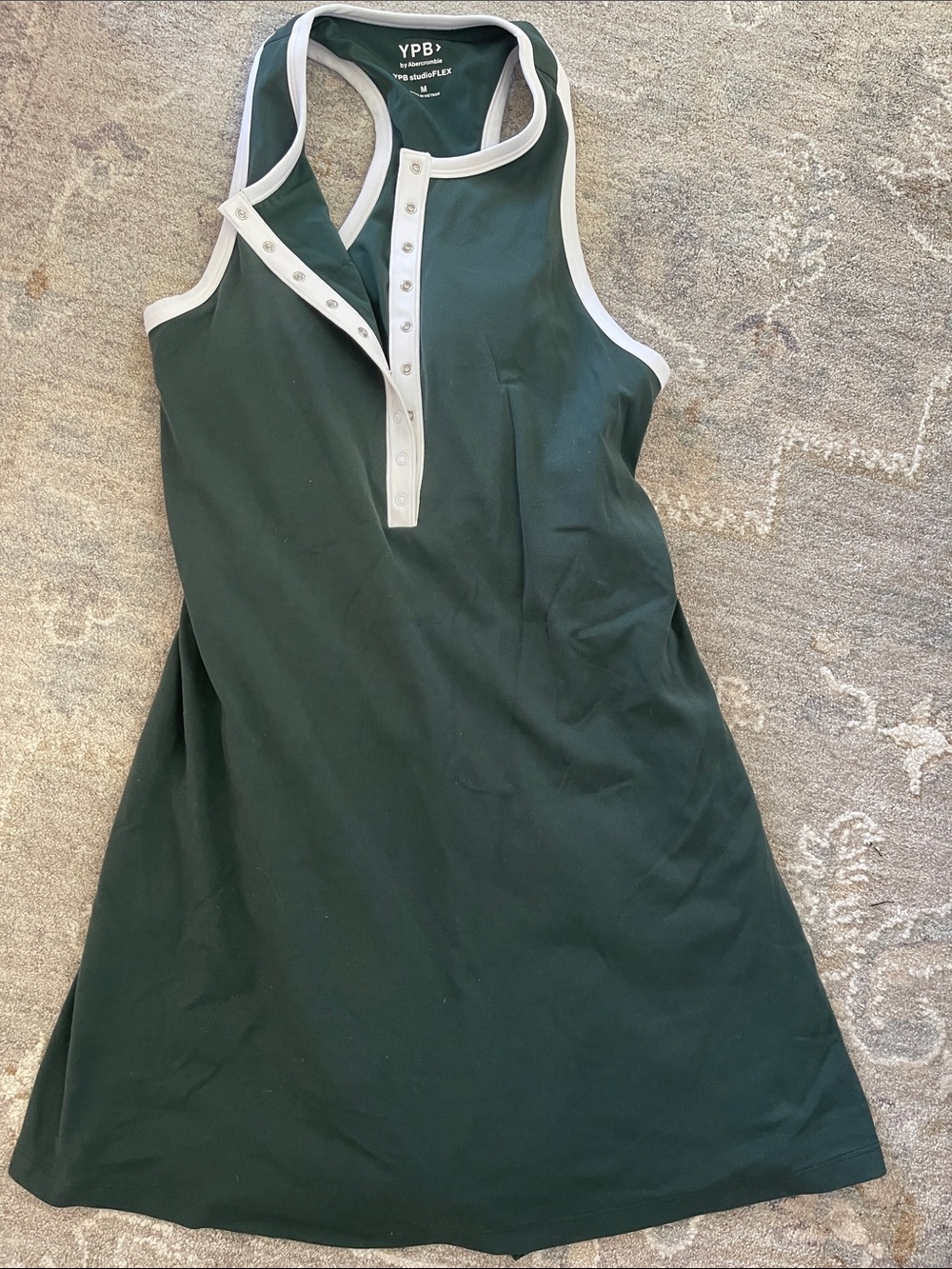 Yarn athletic dress